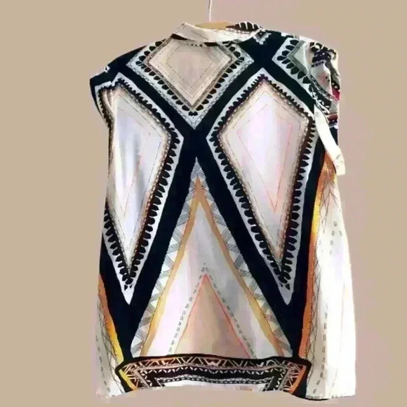 Bold Abstract Shapes Sleeveless Blouse 90s - Picture 2 of 5